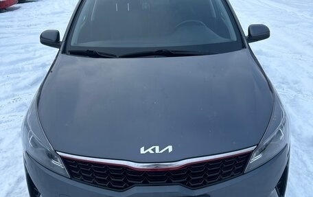 KIA Rio IV, 2021 год, 1 650 000 рублей, 3 фотография