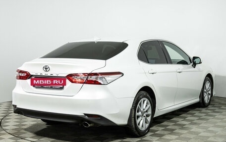 Toyota Camry, 2022 год, 3 399 700 рублей, 5 фотография