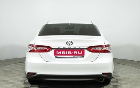 Toyota Camry, 2022 год, 3 399 700 рублей, 6 фотография