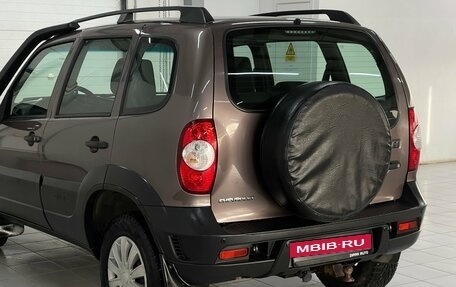 Chevrolet Niva I рестайлинг, 2018 год, 699 000 рублей, 7 фотография