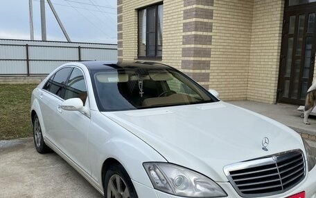 Mercedes-Benz S-Класс, 2007 год, 1 500 000 рублей, 1 фотография