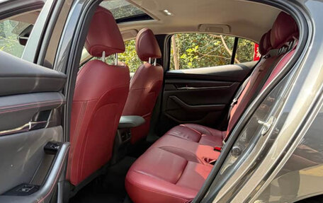 Mazda 3, 2022 год, 1 510 000 рублей, 11 фотография