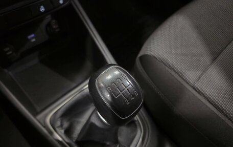 Hyundai Solaris II рестайлинг, 2021 год, 1 350 000 рублей, 19 фотография