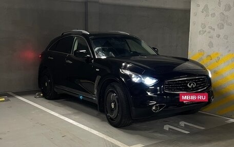 Infiniti FX II, 2012 год, 2 000 000 рублей, 2 фотография