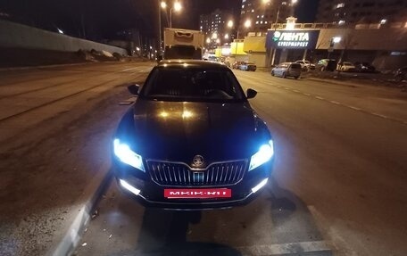 Skoda Superb III рестайлинг, 2015 год, 1 400 000 рублей, 10 фотография