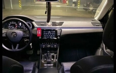 Skoda Superb III рестайлинг, 2015 год, 1 400 000 рублей, 7 фотография