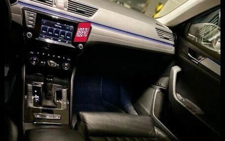 Skoda Superb III рестайлинг, 2015 год, 1 400 000 рублей, 5 фотография