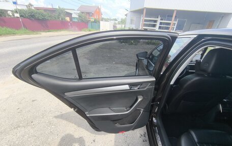 Skoda Superb III рестайлинг, 2015 год, 1 400 000 рублей, 30 фотография