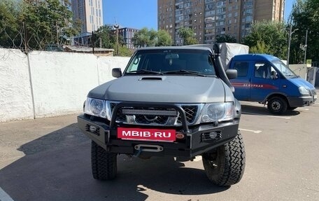 Nissan Patrol, 2005 год, 2 400 000 рублей, 2 фотография