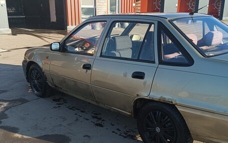 Daewoo Nexia I рестайлинг, 2009 год, 70 000 рублей, 2 фотография