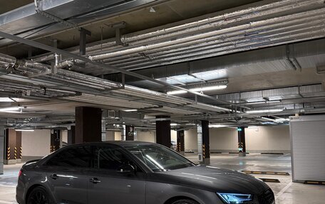 Audi A4, 2019 год, 2 700 000 рублей, 4 фотография