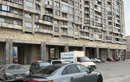 Audi A4, 2019 год, 2 700 000 рублей, 3 фотография