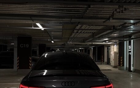 Audi A4, 2019 год, 2 700 000 рублей, 13 фотография