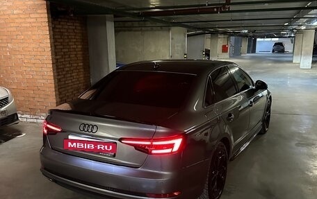 Audi A4, 2019 год, 2 700 000 рублей, 23 фотография