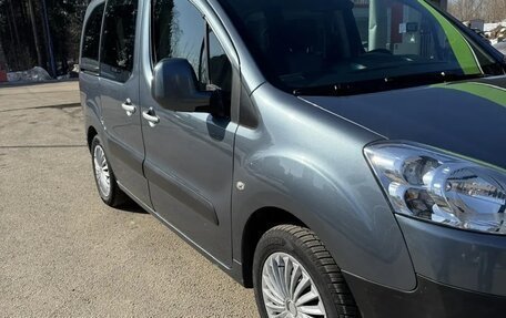 Peugeot Partner II рестайлинг 2, 2011 год, 870 000 рублей, 3 фотография