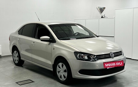 Volkswagen Polo VI (EU Market), 2012 год, 760 000 рублей, 2 фотография