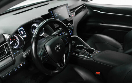 Toyota Camry, 2021 год, 2 530 000 рублей, 14 фотография