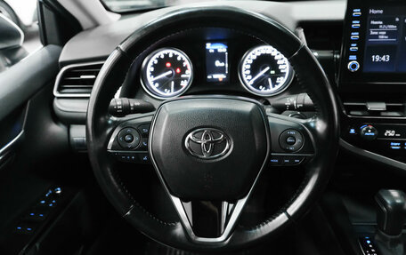 Toyota Camry, 2021 год, 2 530 000 рублей, 19 фотография