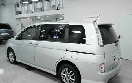 Toyota ISis I, 2012 год, 1 100 000 рублей, 4 фотография