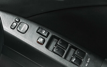 Toyota ISis I, 2012 год, 1 100 000 рублей, 11 фотография