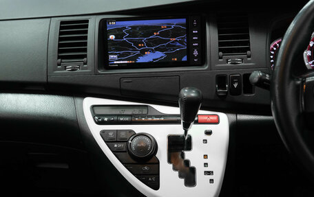 Toyota ISis I, 2012 год, 1 100 000 рублей, 14 фотография