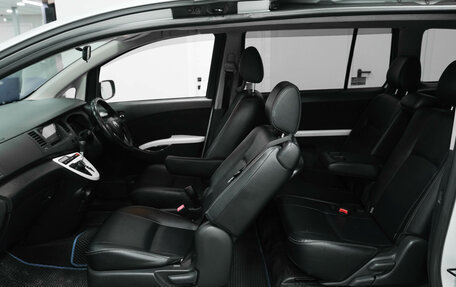 Toyota ISis I, 2012 год, 1 100 000 рублей, 19 фотография