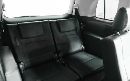 Toyota ISis I, 2012 год, 1 100 000 рублей, 23 фотография