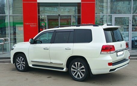 Toyota Land Cruiser 200, 2016 год, 5 550 000 рублей, 7 фотография