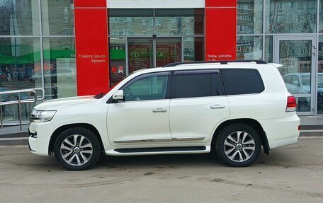 Toyota Land Cruiser 200, 2016 год, 5 550 000 рублей, 8 фотография