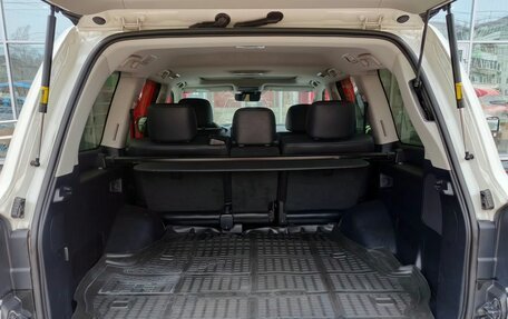 Toyota Land Cruiser 200, 2016 год, 5 550 000 рублей, 11 фотография