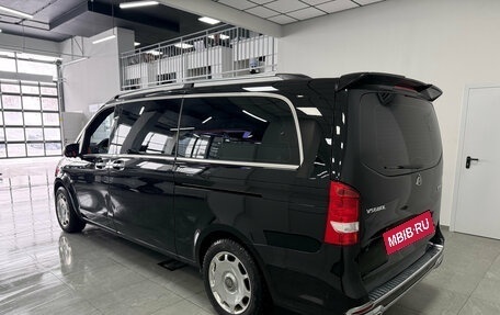 Mercedes-Benz V-Класс, 2023 год, 7 750 000 рублей, 4 фотография