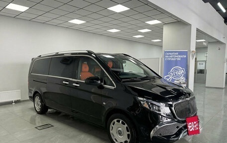 Mercedes-Benz V-Класс, 2023 год, 7 750 000 рублей, 3 фотография