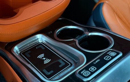 Mercedes-Benz V-Класс, 2023 год, 7 750 000 рублей, 10 фотография