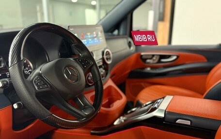 Mercedes-Benz V-Класс, 2023 год, 7 750 000 рублей, 9 фотография