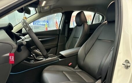 Mazda 3, 2022 год, 1 440 000 рублей, 10 фотография