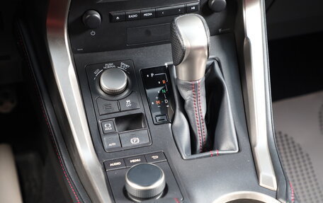 Lexus NX I, 2017 год, 3 249 000 рублей, 16 фотография