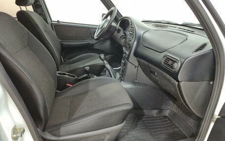 Chevrolet Niva I рестайлинг, 2017 год, 695 000 рублей, 13 фотография