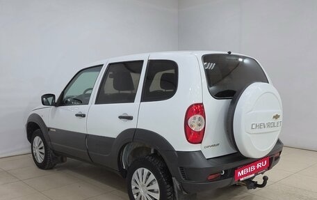 Chevrolet Niva I рестайлинг, 2017 год, 695 000 рублей, 6 фотография