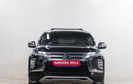 Mitsubishi Pajero Sport III рестайлинг, 2020 год, 3 979 000 рублей, 3 фотография