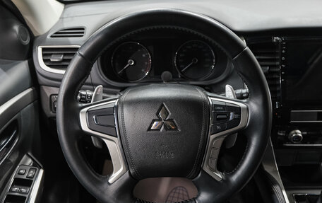 Mitsubishi Pajero Sport III рестайлинг, 2020 год, 3 979 000 рублей, 22 фотография