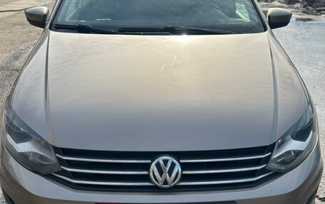 Volkswagen Polo VI (EU Market), 2017 год, 1 290 000 рублей, 2 фотография