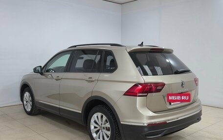 Volkswagen Tiguan II, 2021 год, 2 870 000 рублей, 6 фотография