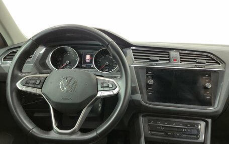 Volkswagen Tiguan II, 2021 год, 2 870 000 рублей, 11 фотография