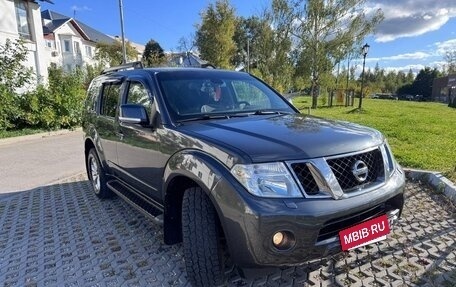 Nissan Pathfinder, 2013 год, 1 850 000 рублей, 3 фотография