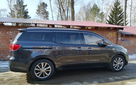 KIA Carnival III, 2020 год, 3 350 000 рублей, 3 фотография