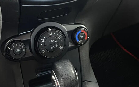 Ford Fiesta, 2018 год, 650 000 рублей, 6 фотография