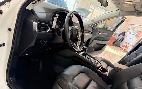 Mazda CX-5 II, 2023 год, 2 500 000 рублей, 7 фотография