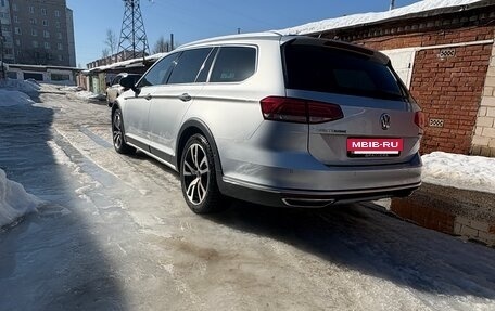 Volkswagen Passat B8 рестайлинг, 2018 год, 2 950 000 рублей, 5 фотография