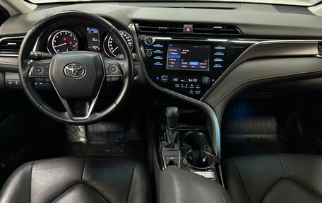 Toyota Camry, 2020 год, 2 950 000 рублей, 12 фотография