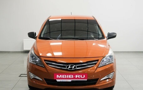 Hyundai Solaris II рестайлинг, 2015 год, 690 000 рублей, 5 фотография